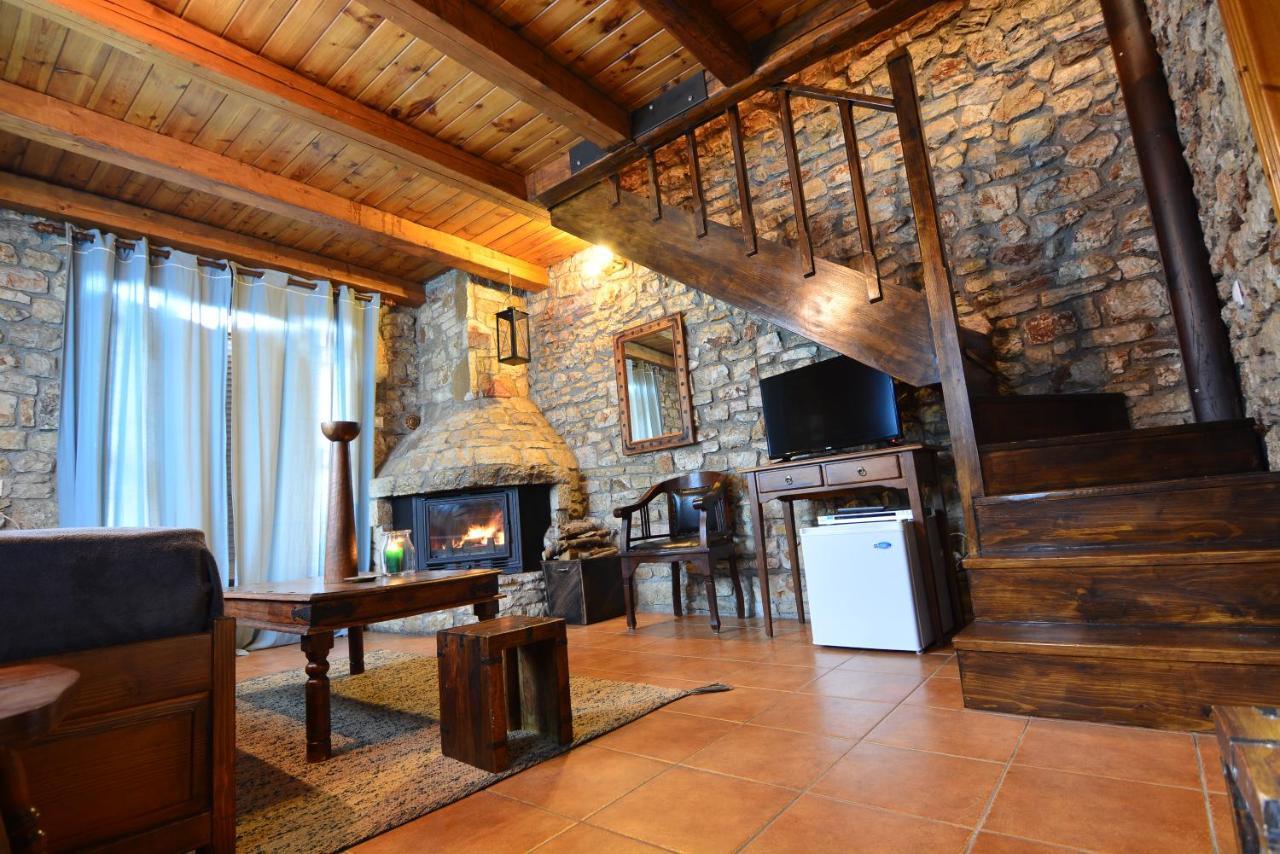 Georgio'S V Chalet Kalavrita Exterior photo