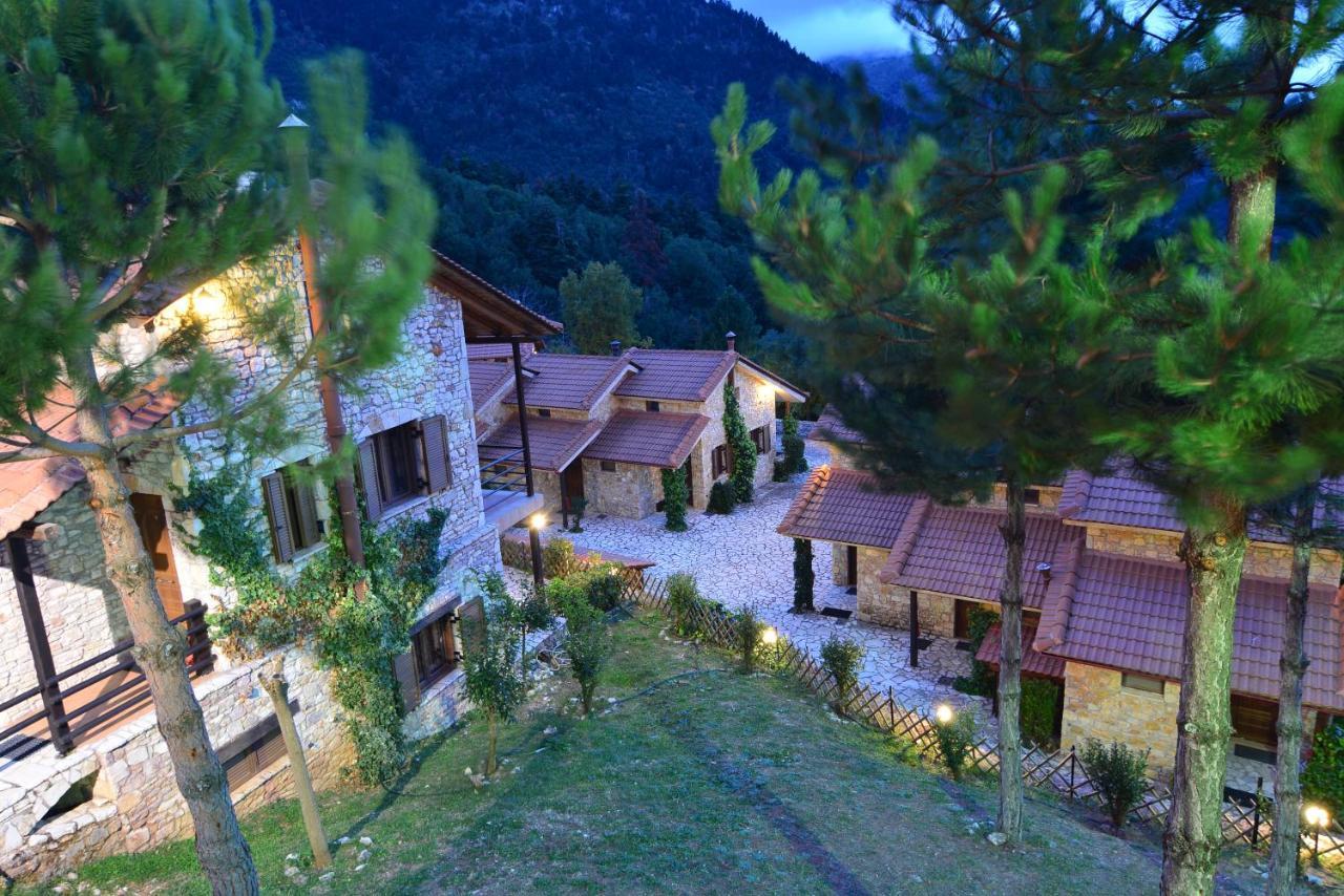 Georgio'S V Chalet Kalavrita Exterior photo